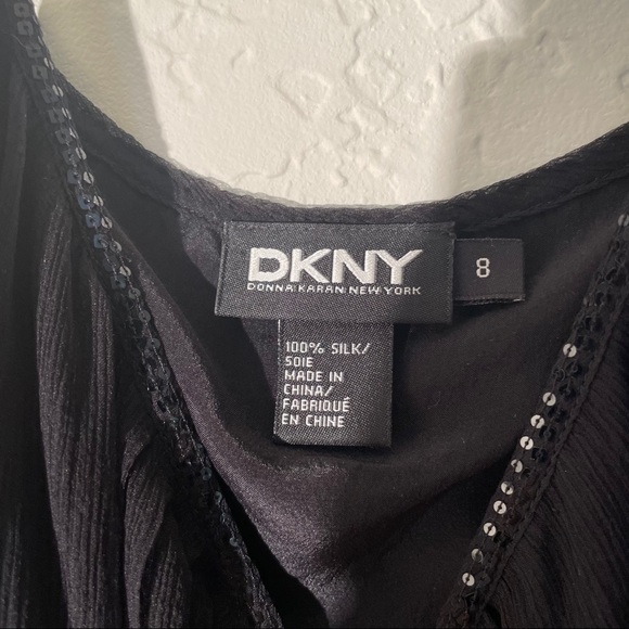 DKNY 8 100% silk Black top blouse camisole tank sequins excellent party formal - Picture 11 of 11